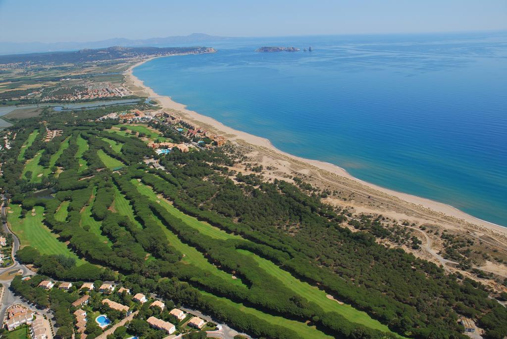 Casa Adosada En Pals Playa By Apartaments Golf Room photo